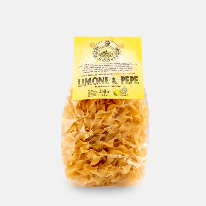 Pappardelline met citroen en zwarte peper